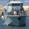 На кордоні з Лівією затримали судно з мігрантами