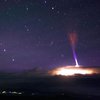На Гавайях в вершину горы ударила молния из космоса (видео) 