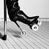 Saint Laurent создал туфли на колесиках (фото)