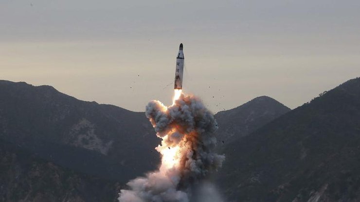 В КНДР разработали ядерную боеголовку 
