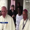 Папа Римський розбив обличчя в Колумбії