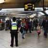 В Лондоне полиция эвакуировала людей с еще одной станции метро
