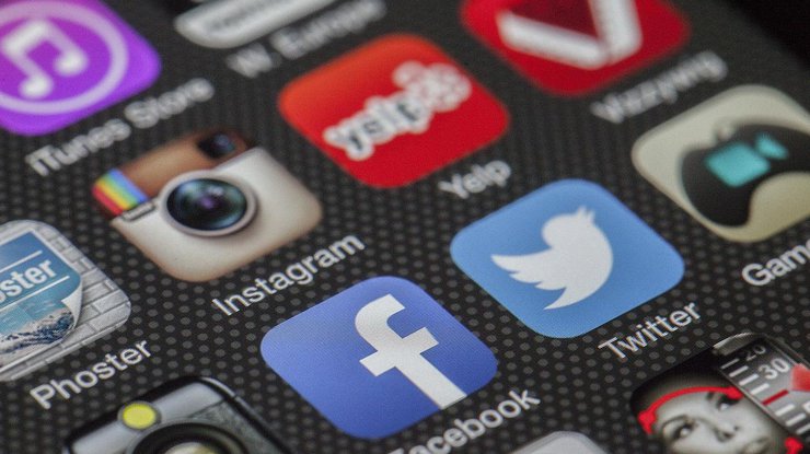Социальные сети: ученые назвали самую опасную для человека 