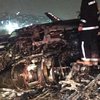 В Стамбуле во время посадки разбился самолет (видео)