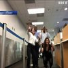 Дівчина застрягла в аеропорту і зняла кліп (відео)