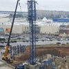 В России на стройке рухнул башенный кран