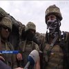 Війна на Донбасі: бійці захищають ремонтників від куль