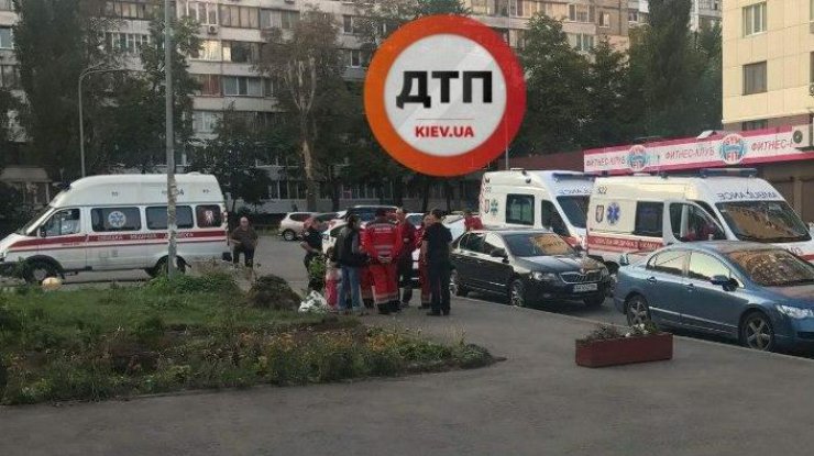 На детской площадке в Киеве произошла стрельба 