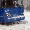 Снегопад в Украине: в Одессе парализовано движение (видео)