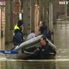 Повінь у Франції: з передмістя Парижу почали евакуйовувати людей