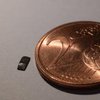 Ученые создали самого маленького робота в мире 