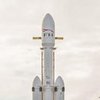 SpaceX показала Falcon Heavy перед запуском (фото, видео)