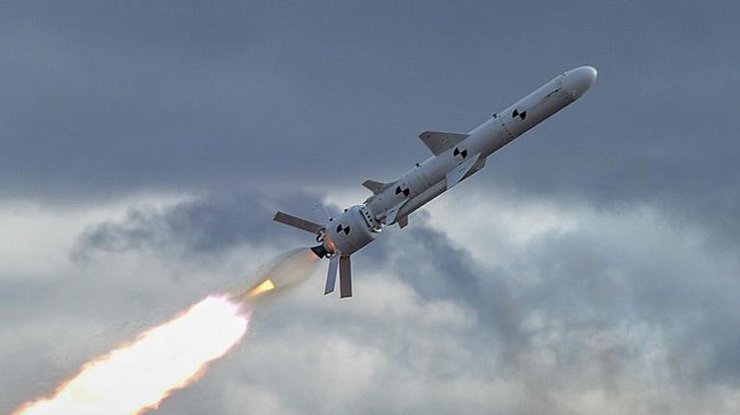 Запуск украинской крылатой ракеты