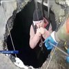 На Запоріжжі підліток провалився у відстійник для води (відео)