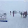 В снежной ловушке: тысячи туристов не могут покинуть Альпы