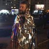 В Киеве полуголый мужчина бросился под фуру (фото, видео)