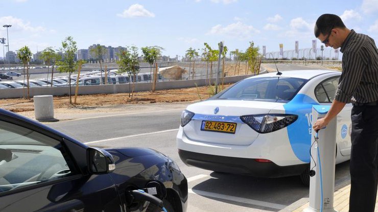 В Израиле откажутся от бензиновых и дизельных авто 