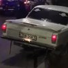 В Киеве водитель "Волги" едва не слетел с 20-метрового обрыва (видео)  