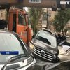 ДТП у центрі Києва: автокран розтрощив десятки авто