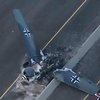 "Фашистский" самолет разбился на трассе в Калифорнии (видео)