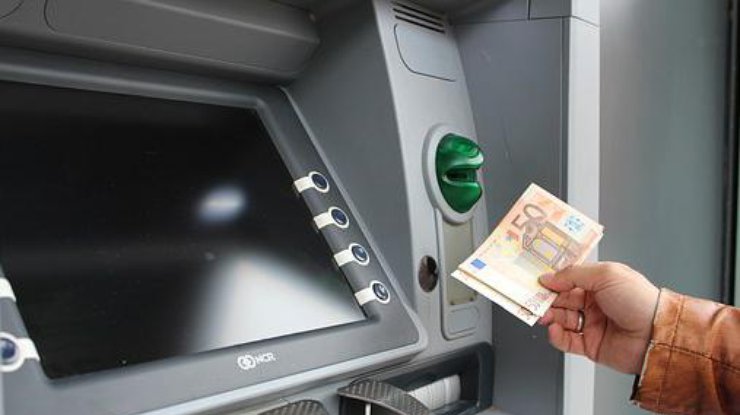 Деньги можно снять с помощью технологии распознавания лиц и PIN-кода. Илл.: pixabay.com