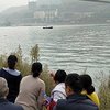 Трагедия в Китае: автобус упал в реку (фото)