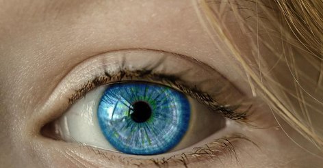 Почему дёргается глаз: причины и лечение тремора век