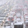 Снегопад в Киеве парализовал движение общественного транспорта