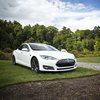 Автомобили Tesla смогут сами приезжать к покупателю 
