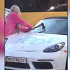 Блондинка изрубила Porsche: вскрылись новые подробности 