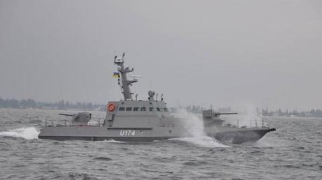 Обострение в Азовском море: ранены 6 членов украинского экипажей 
