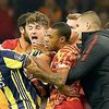 В Турции футбольный матч закончился массовой дракой (видео)