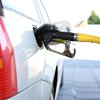Цена бензина в Украине заметно упала
