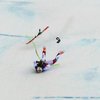 Жуткое падение швейцарского горнолыжника: пришлось вызывать медицинский вертолет (видео)