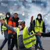 Протесты во Франции: количество жертв неумолимо растет