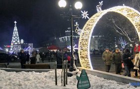 Новогодняя елка в Чернигове Фото: Укринформ