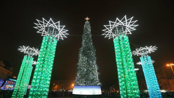Новогодняя елка в Киеве 2019 