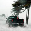 Восточное побережье США накрыли мощные штормы, погибли люди