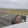Самолет известной авиакомпании рассыпался в полете (видео)