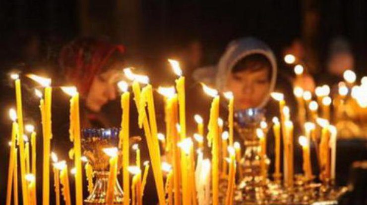 Православные отмечают большой праздник - Сретение Господне