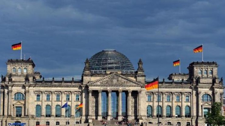 Германия примет "активное участие" в случае объявления миротворческой миссии