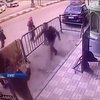 У Єгипті поліцейський врятував п'ятирічну дитину (відео)