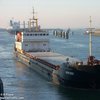 В Черноморске моряк забаррикадировался на судне 