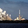 SpaceX запустила ракету Falcon Heavy (видео)