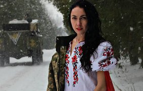 Украинские военнослужащие девушки