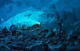 Ледяная пещера под ледником в Джуно. Фото flickr.com/AER Wilmington DE