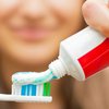 Зубная паста не спасает эмаль - ученые