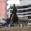 У Японії встановили пам'ятник Годзіллі