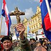 В Хорватии тысячи человек вышли на протест против "третьего пола" 