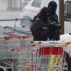 Теракт во Франции: в супермаркете нашли самодельные бомбы